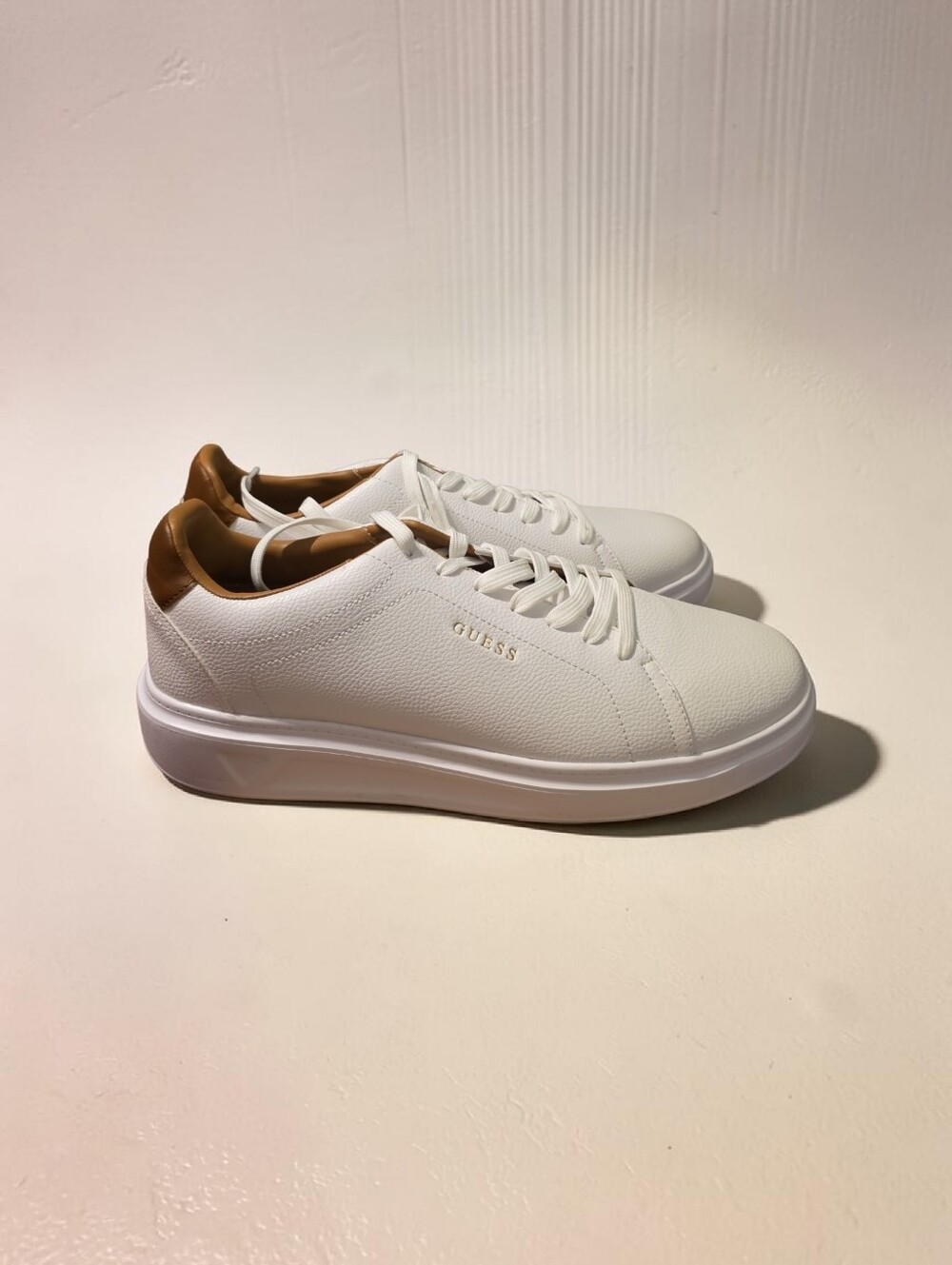 GUESS Men’s White Sneakers with Tan Collar